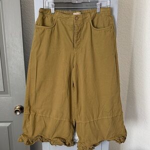 Free People Olive Green Ruffle-Hem bloomer jeans